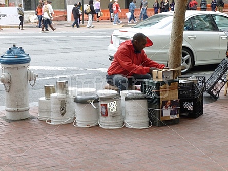 street drummer