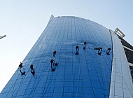 Extreme Window Cleaners 2