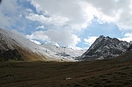 mountains at Altyn Arashan