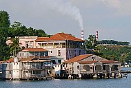 waterfront homes in Cuba