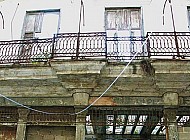 gutted residence in Old Havana